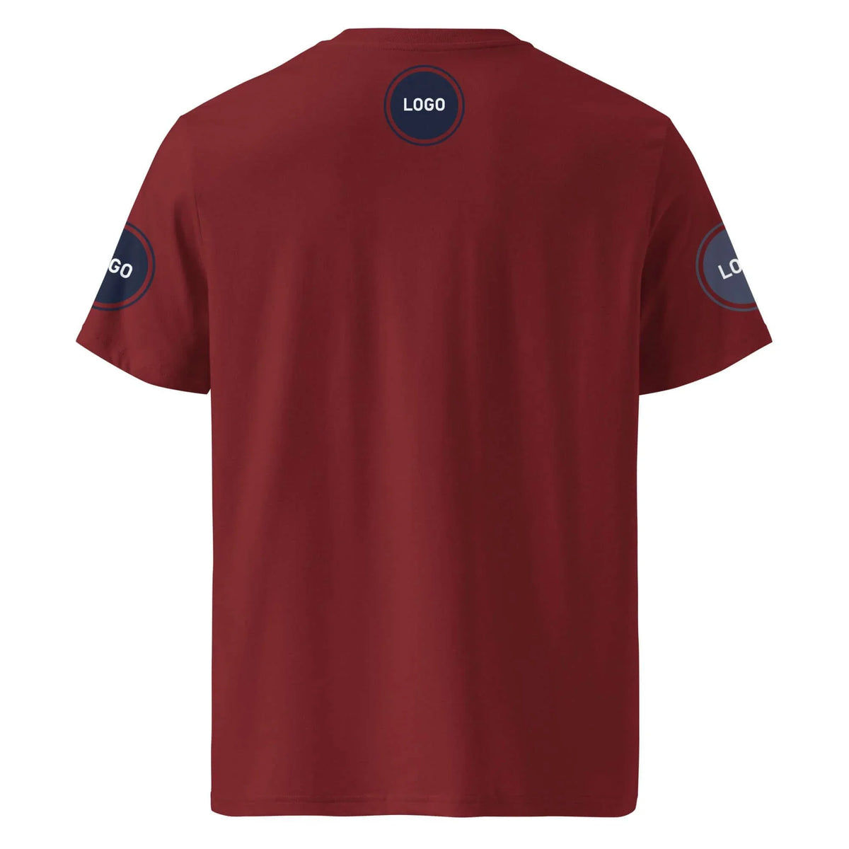 Rückansicht eines weinroten T-Shirts mit Platzhaltern für Logos auf dem Nacken und den Ärmeln