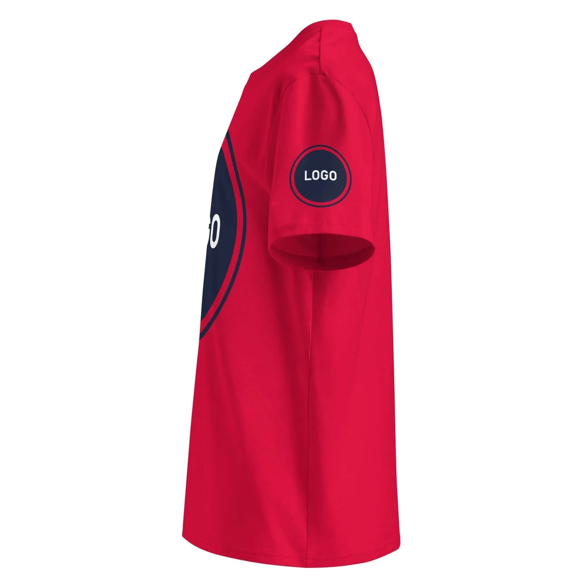 Rotes personalisiertes T-Shirt mit rundem Logo-Aufdruck auf der Vorderseite und dem Ärmel