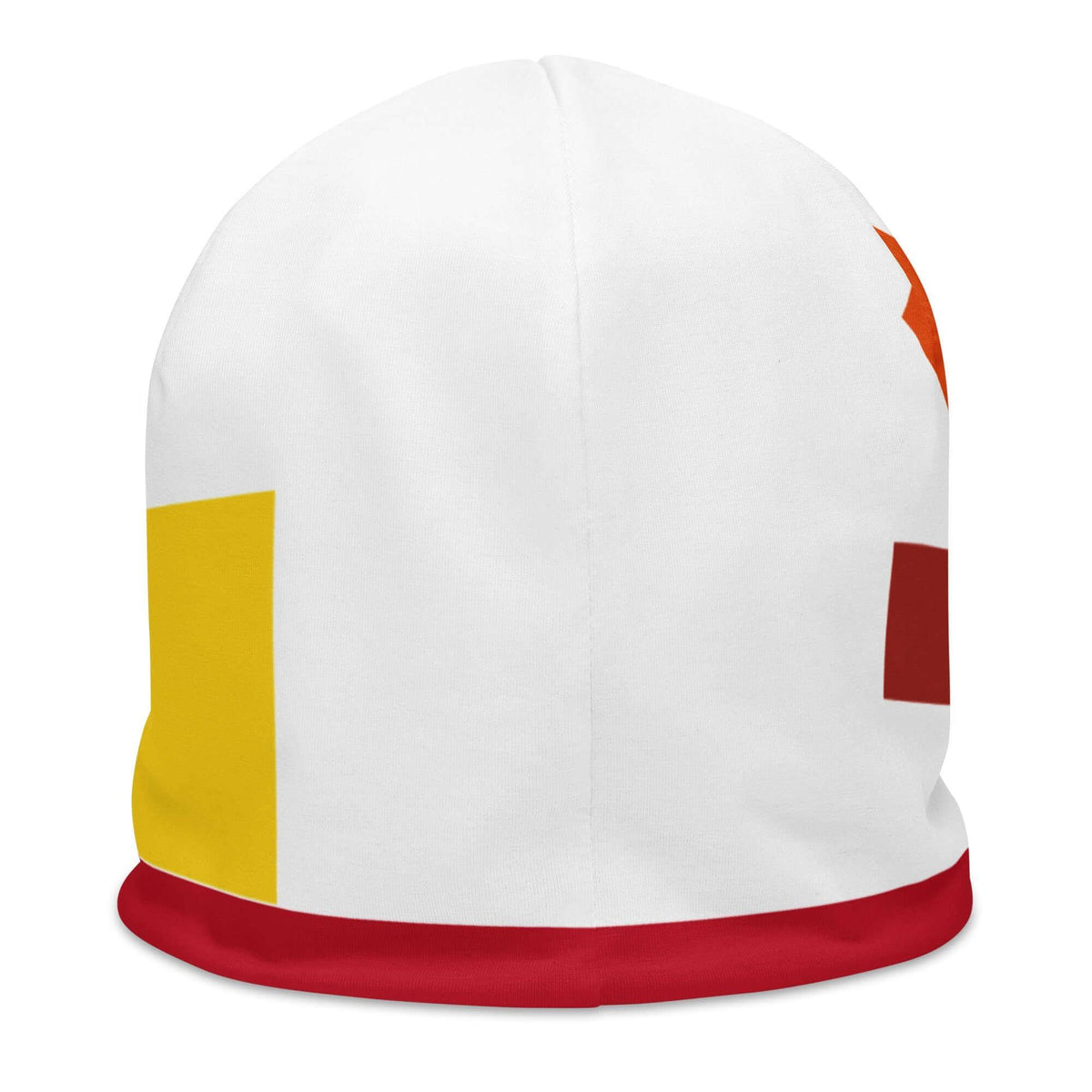 Weiße Beanie-Mütze mit gelben und roten geometrischen Akzenten und rotem Rand.