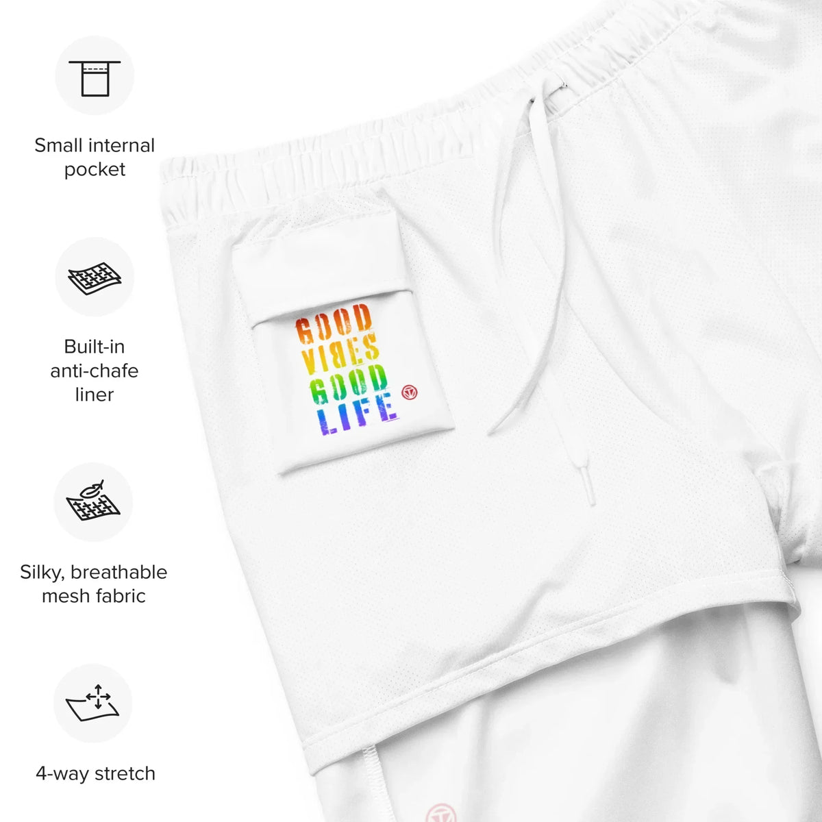 Weiße CREWILD Badeshorts mit Regenbogen-Schriftzug „Good Vibes Good Life“ und Funktionsdetails.