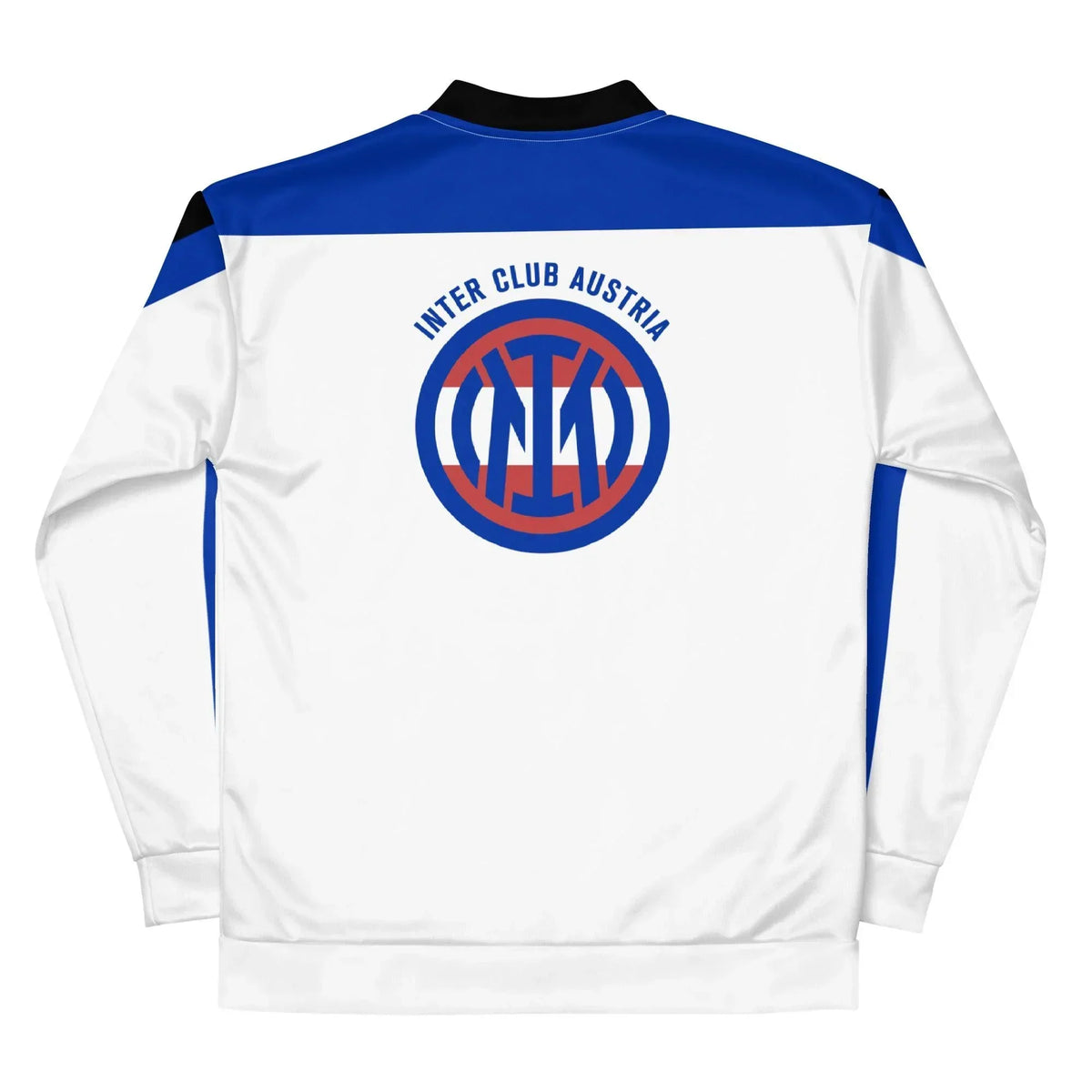 Rückseite einer weißen CREWILD Trainingsjacke mit blau-rotem Inter Club Austria Logo