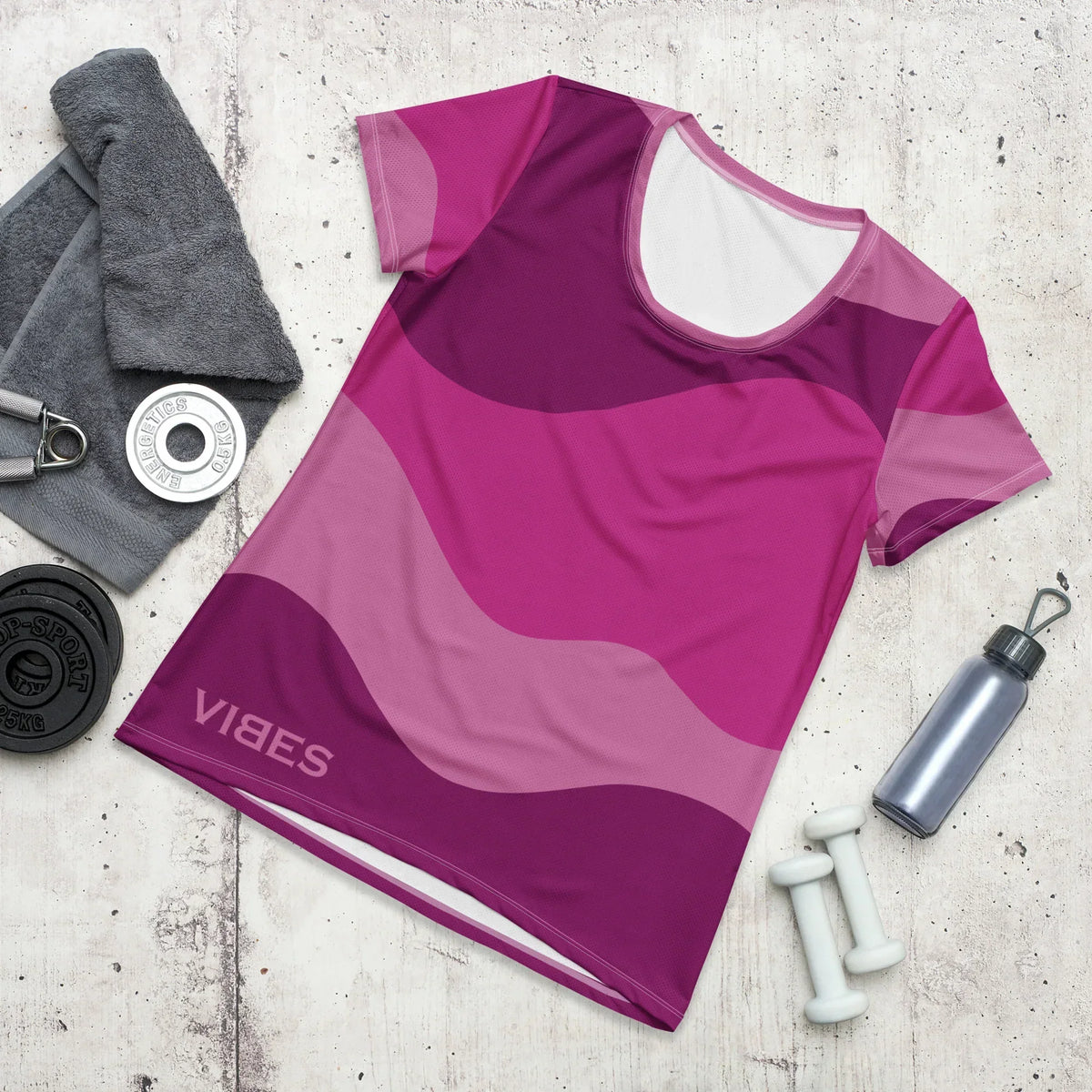 Rosa CREWILD Damen Sportshirt mit abstraktem Wellenmuster und Fitness-Zubehör