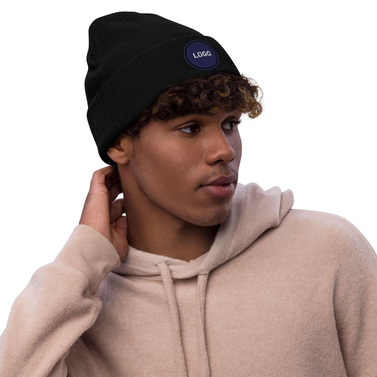 Schwarze Beanie mit Logo-Aufdruck, individuell gestaltbare Mütze für Herren