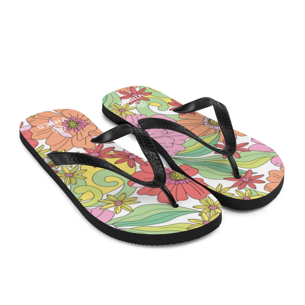 Bunte Flip-Flops mit Blumenmuster und schwarzen Riemen, Sommer Sandalen Design