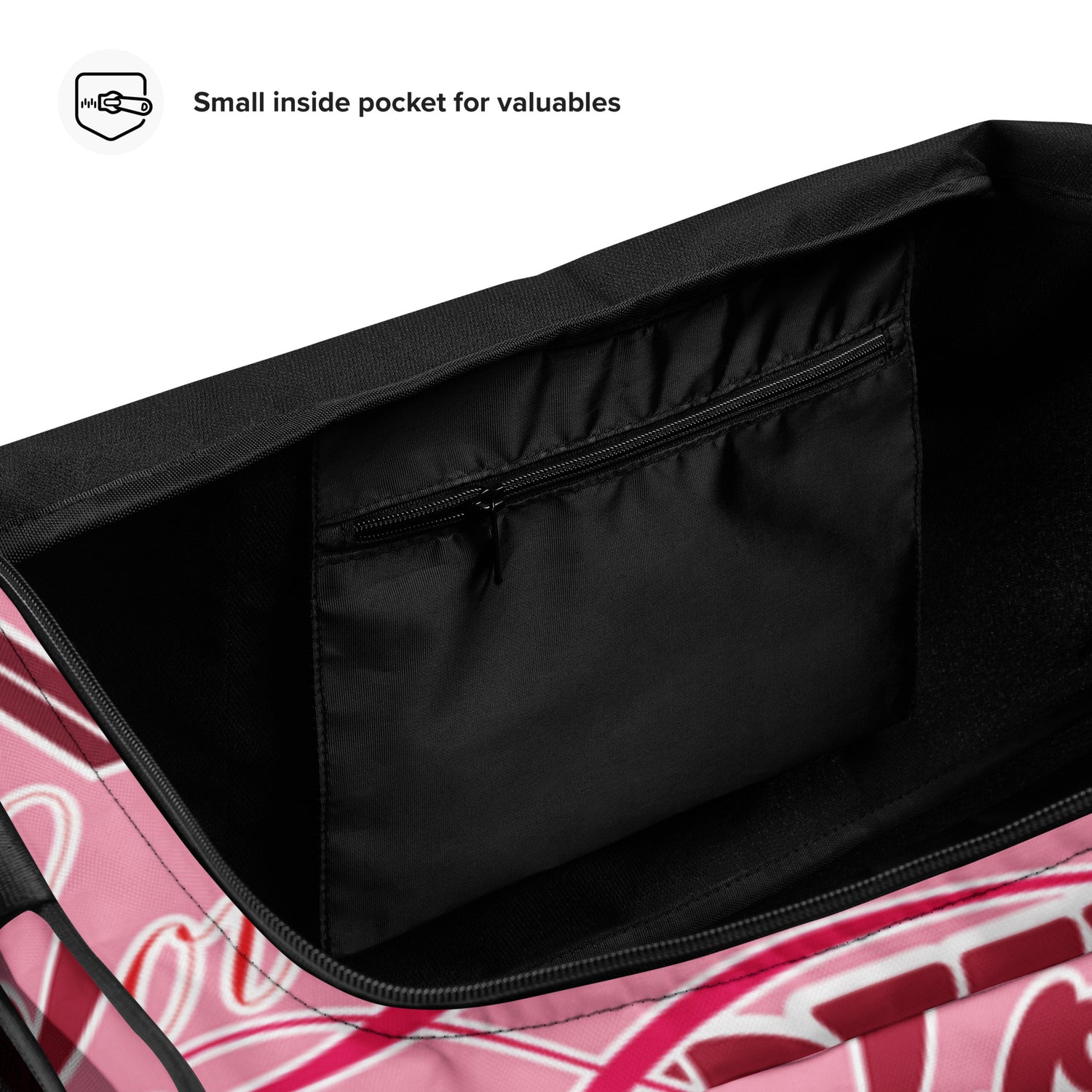 Nahaufnahme einer Innentasche mit Reißverschluss in einer personalisierten Tasche