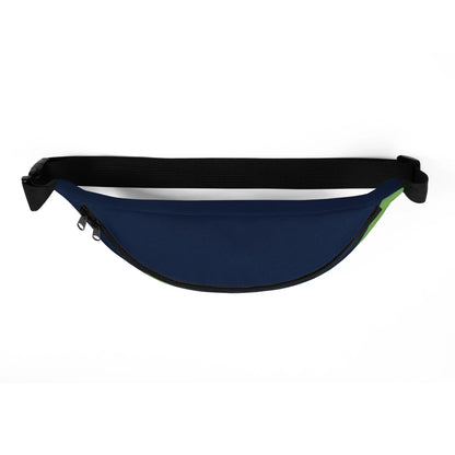 Dunkelblaue Bauchtasche mit schwarzem Gurt und grünen Akzenten vor weißem Hintergrund