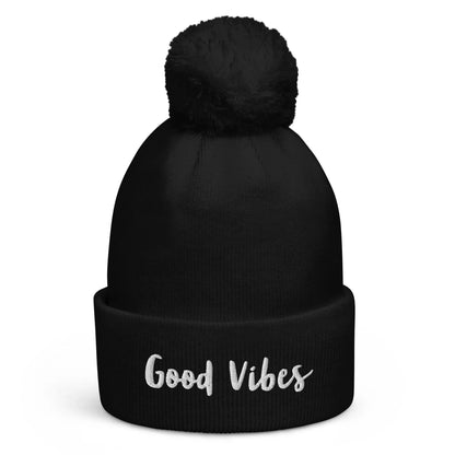Schwarze CREWILD Bommel-Beanie mit weißem „Good Vibes“-Schriftzug