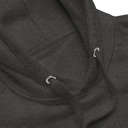 Detailansicht der Kapuze eines dunkelgrauen CREWILD Hoodies mit silbernen Ösen