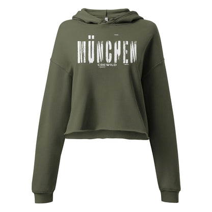 Olivgrüner CREWILD Crop-Hoodie für Damen mit weißem MÜNCHEN-Schriftzug