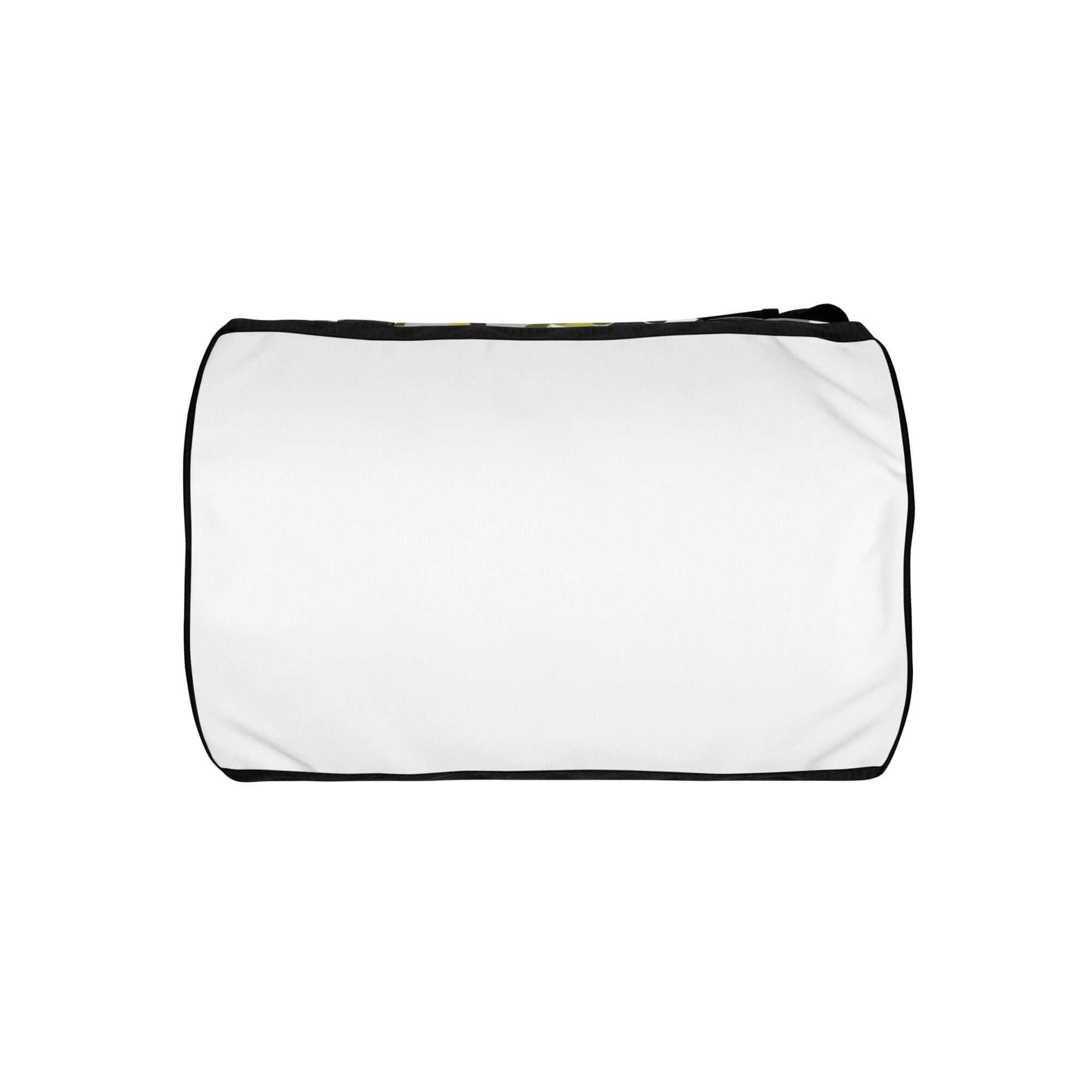 Weiße Sporttasche mit schwarzen Nähten, seitliche Ansicht, minimalistisches Design.