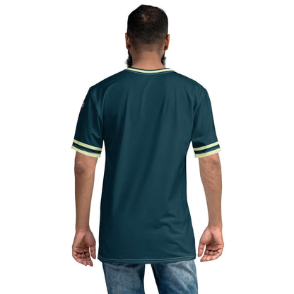 Rückansicht Herren T-Shirt dunkelblau mit weißen Ärmelstreifen, lässiger Look